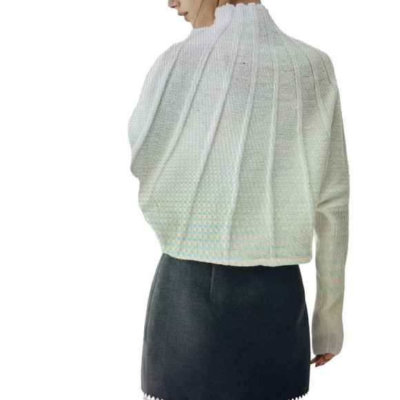 Sweater long sleeve Piping Detail Mock Neck Slouchy Oversized Size Large or 8/10 - Picture 6 of 7